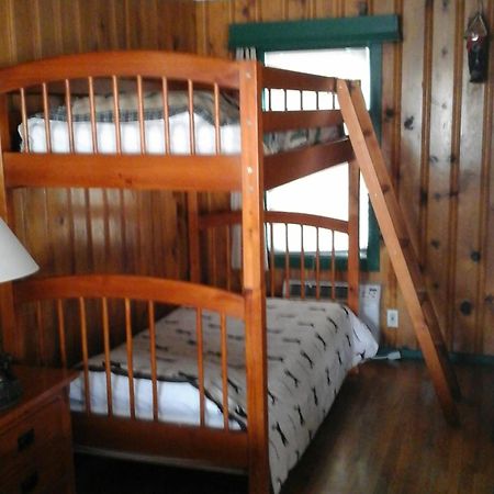 River Bend Motel Llc Spray Экстерьер фото